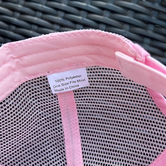 NWOT-GLITTER PONYTAIL TRUCKER HAT LIGHT PINK - Picture 8 of 14